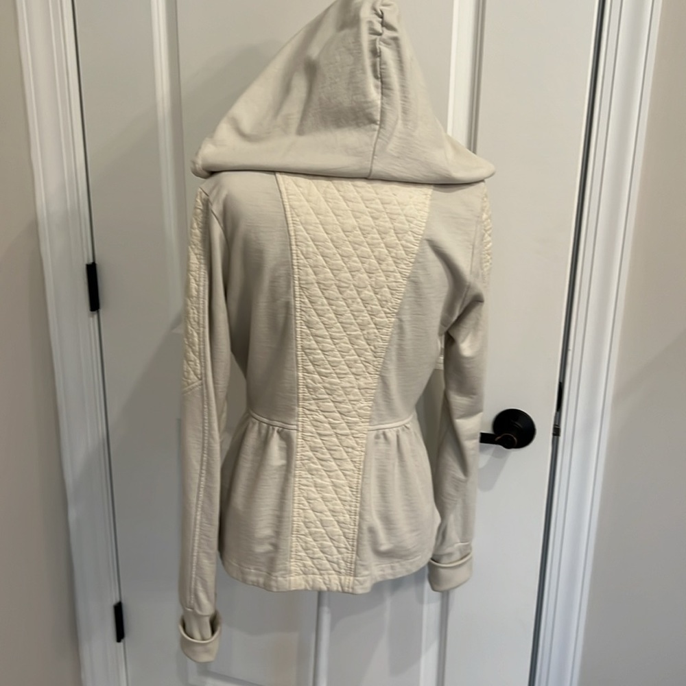 PRAIRIE UNDERGROUND
Cloak Zip Up Hoodie Top Jacket in Cream Size Medium - Picture 5 of 12